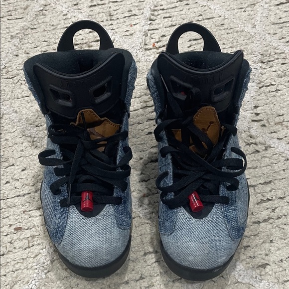 Jordan 6 Denim washed Sneakers with Black Accents size 7.5 - Picture 2 of 10